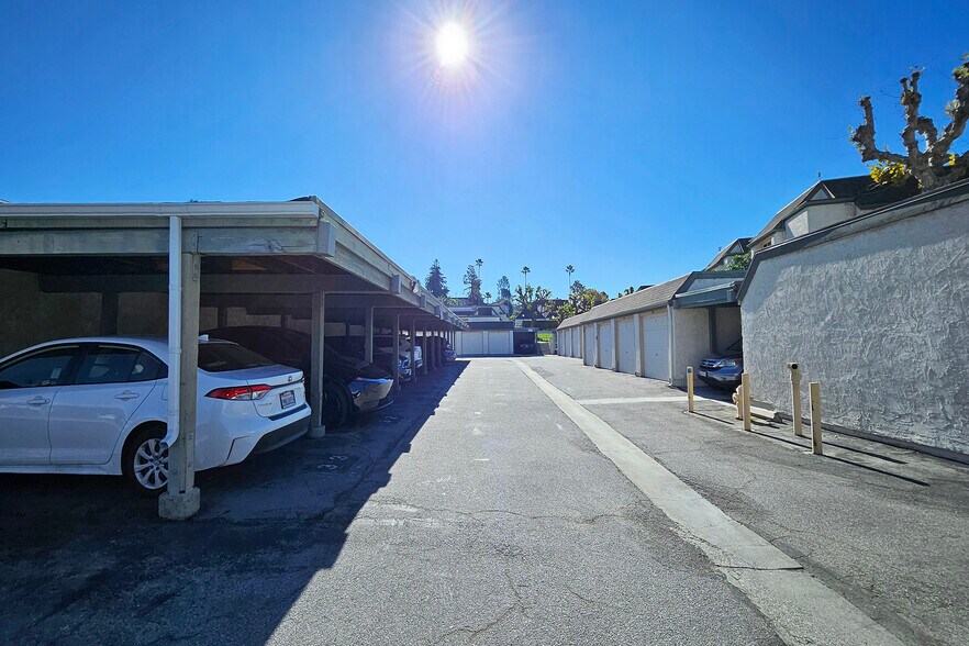 Building Photo - 126 Casuda Canyon Dr