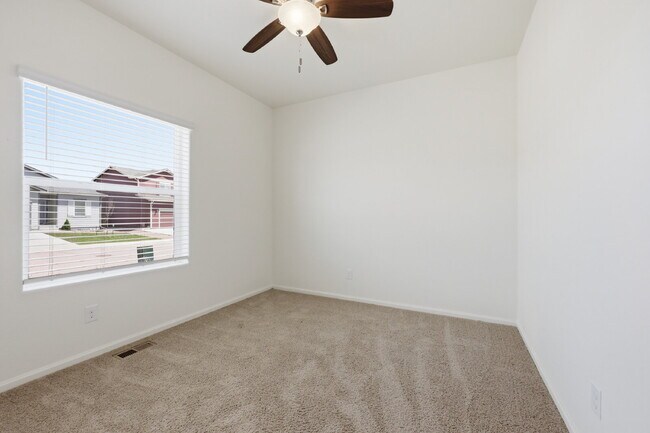 Building Photo - $2,295.95,  3 Bed, 2 Bath Home In Co Springs with Fenced in Yard!