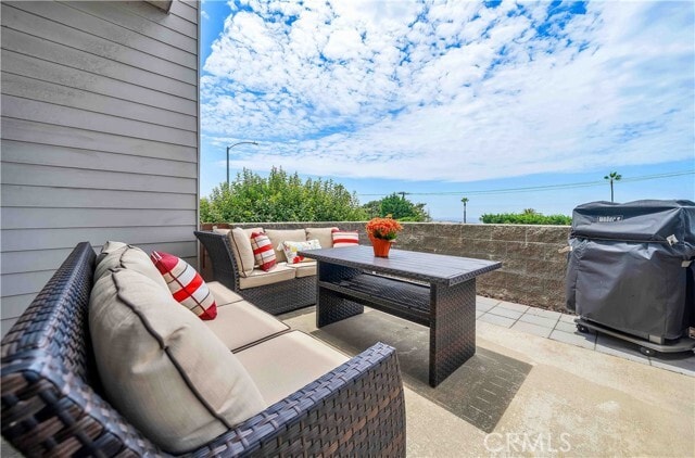 Building Photo - 420 Palos Verdes Blvd