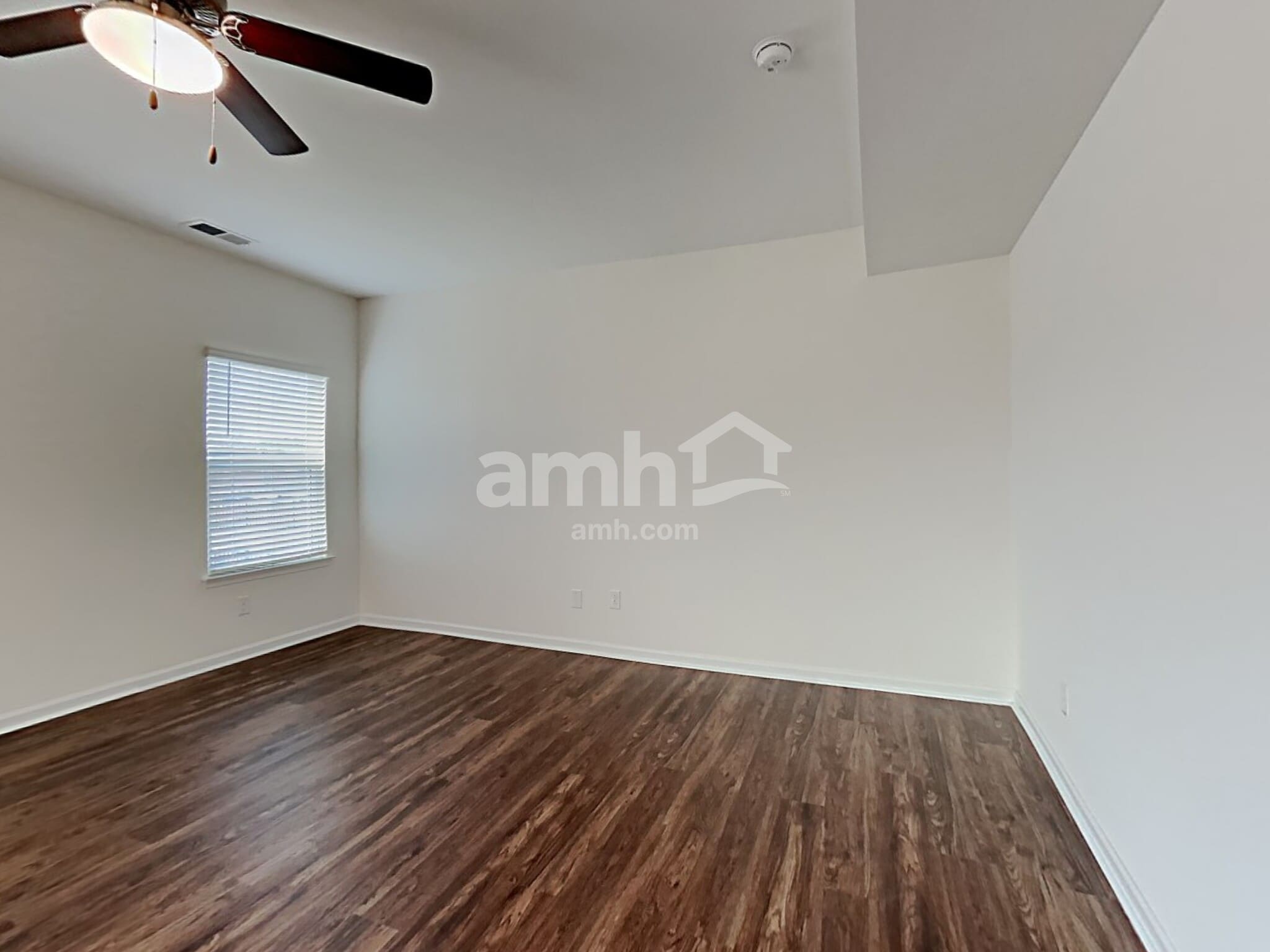 Building Photo - 5053 Twin River Dr