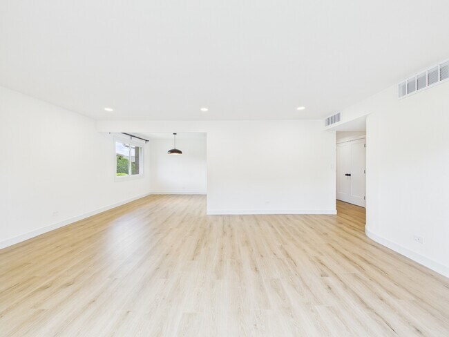 Building Photo - 4525 Blackhawk Ln