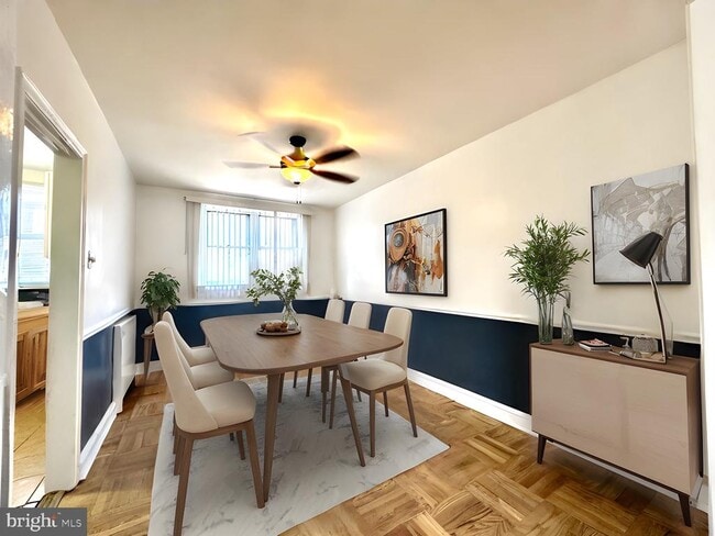 Building Photo - 1517 E Walnut Ln