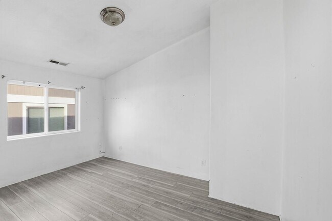 Building Photo - 3465 Avenue C