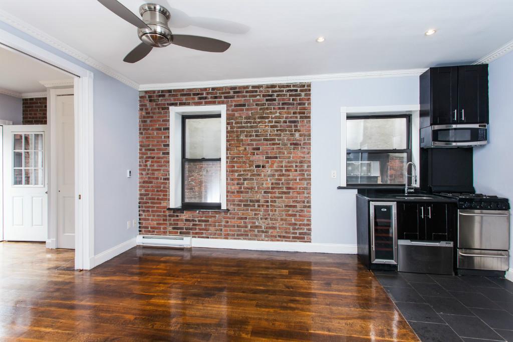Building Photo - 434 W 52nd St