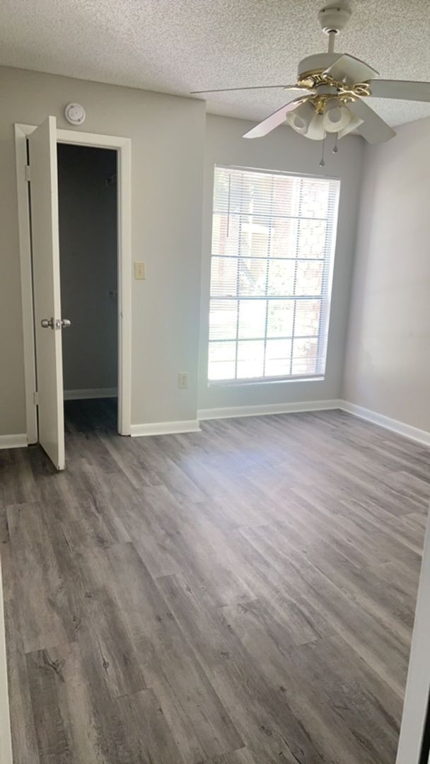 Building Photo - Come see this 1 bedroom, 1 bath condo for rent in Central Tampa!