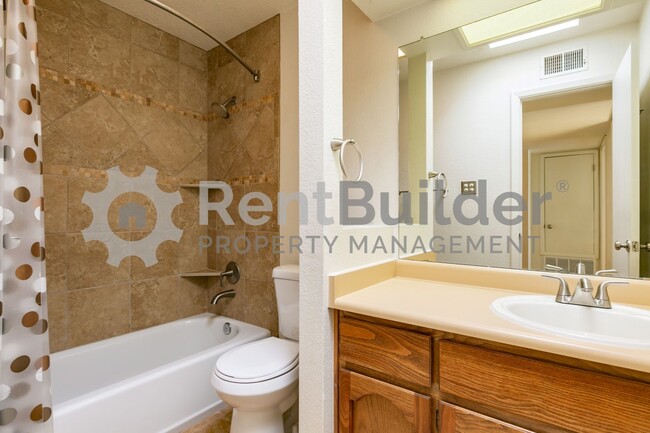 Building Photo - CALL US TODAY AT (505) 808-6467 TO SCHEDUL...