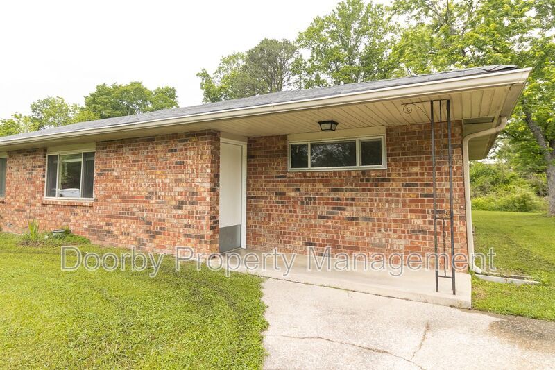 Primary Photo - 5057 Cameron Ln