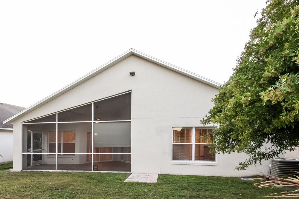 Building Photo - 6752 Waterton Dr