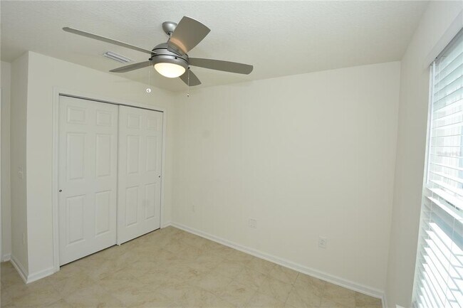 Building Photo - 24 Windsor Ter