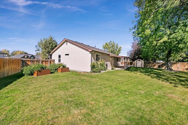 Building Photo - Bright & Cozy Home on a Quiet Cul-de-Sac