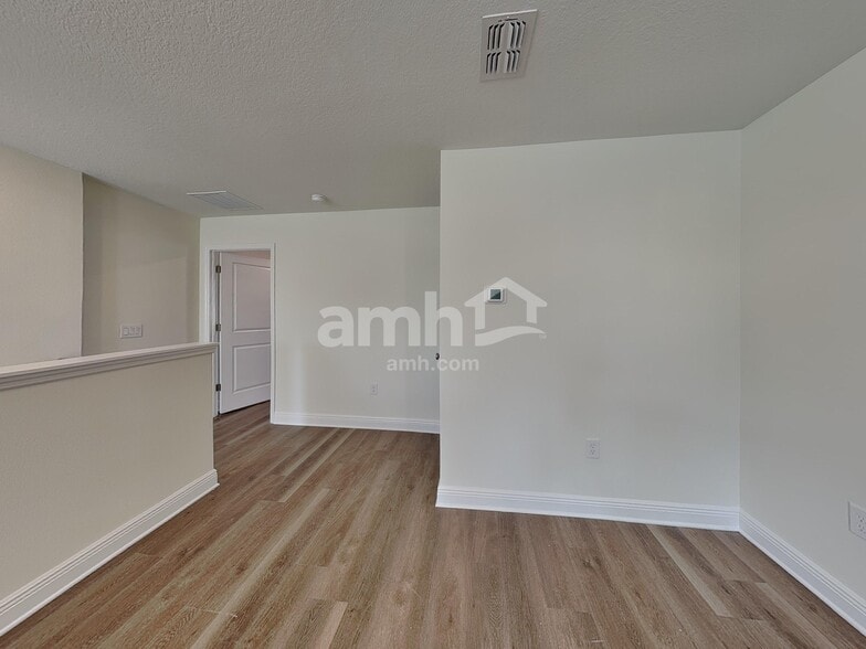 Building Photo - 1764 Silver Tree St