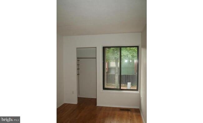 Building Photo - 1350 Northgate Square