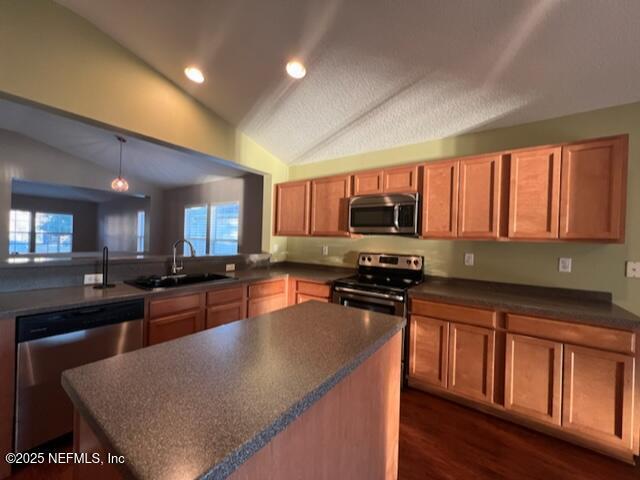 Building Photo - 395 Candlebark Dr