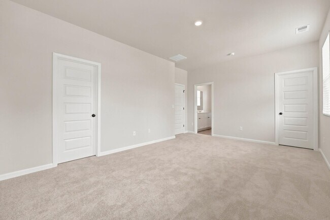 Building Photo - 605 Southwind Way