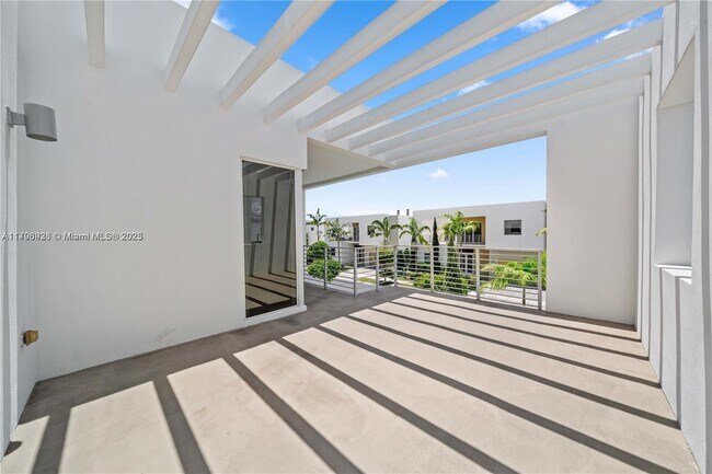 Building Photo - 10067 NW 75th Terrace