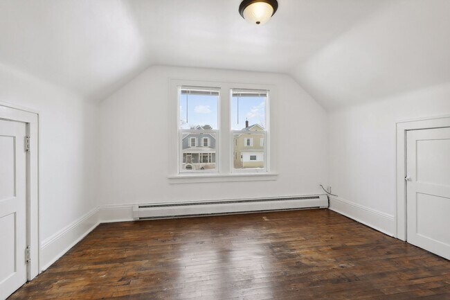 Building Photo - 1119 Matilda St
