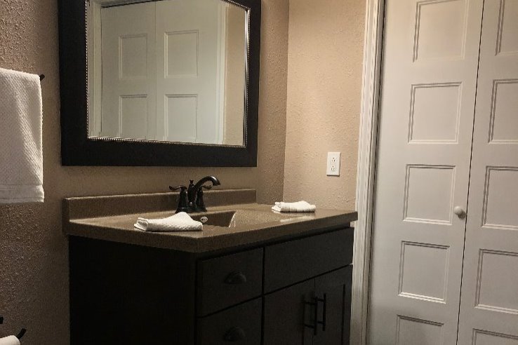 Building Photo - 107 W Columbia St