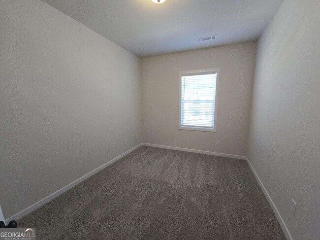 Building Photo - 440 Winding Rose Dr