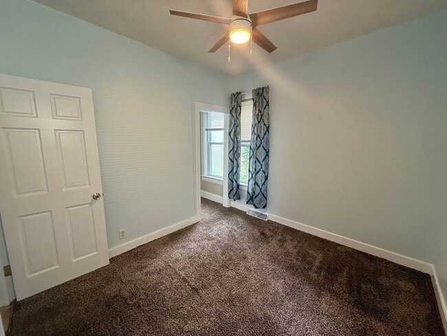 Building Photo - 3 Bed 2 Bath Single Family Home in Wausau - Deposit Special : half off deposit!