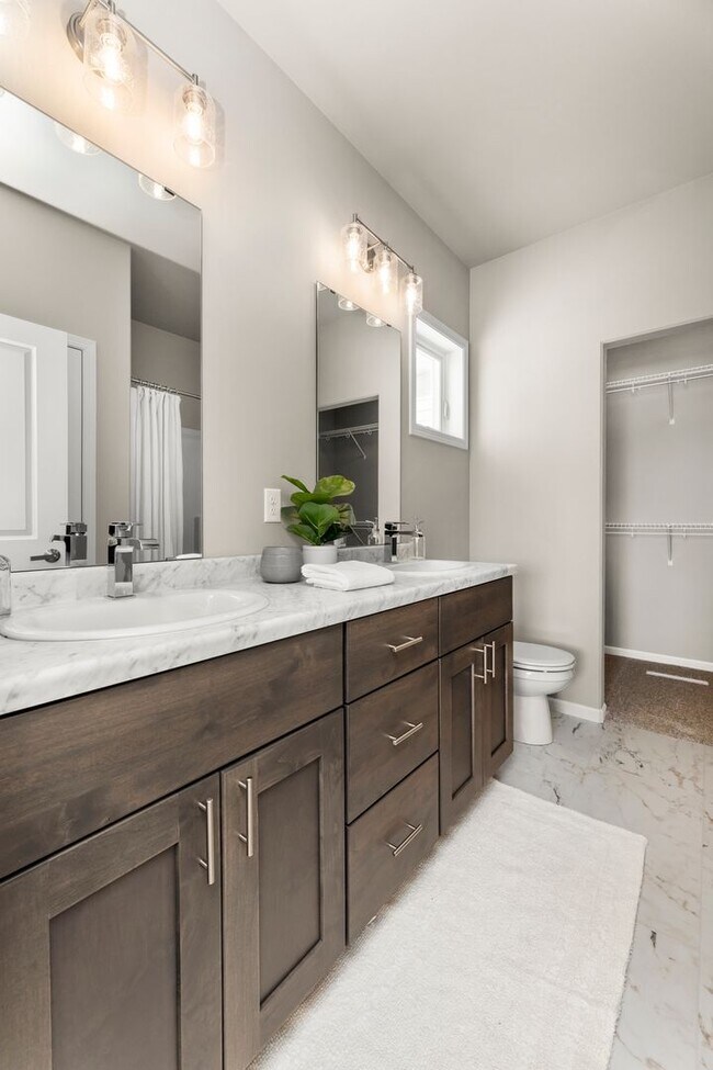 Building Photo - 4-bedroom, 3-bathroom West Fargo Single-Family Home w/ 2 Stall Garage