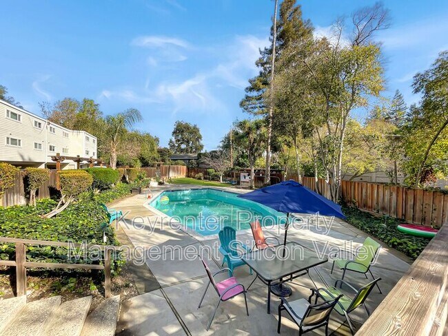 Building Photo - 1898 Meridian Ave