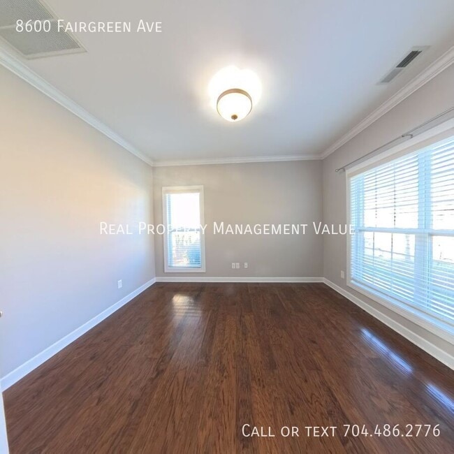 Building Photo - 8600 Fairgreen Avenue