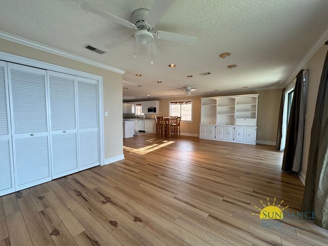 Building Photo - Waterfront Condo with Stunning Views – 2BR...