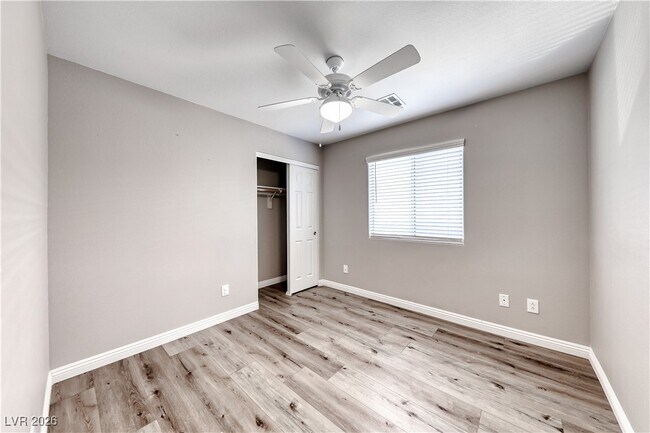 Building Photo - 2359 Koho Dr