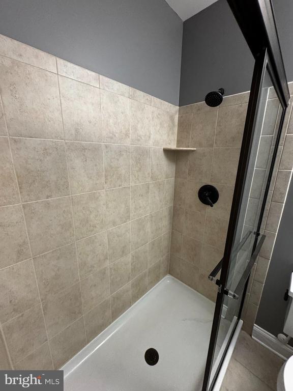 Building Photo - 4 Stonehaven Cir