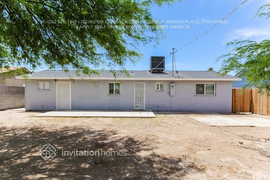 Building Photo - 12614 W Del Rio Ln