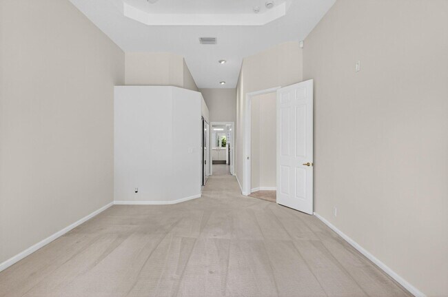 Building Photo - 7032 Vivaldi Ln