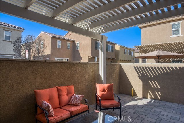 Building Photo - 520 Calle Vibrante