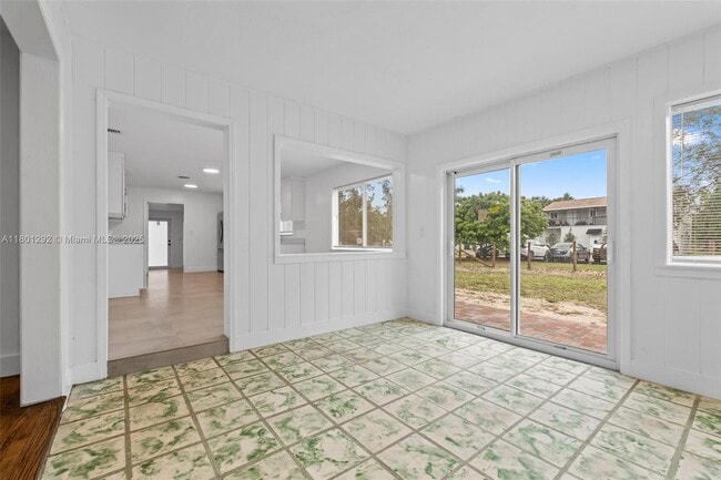Building Photo - 21825 SW 154th Ave