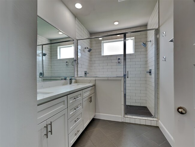 Building Photo - 353 Eado Park Cir