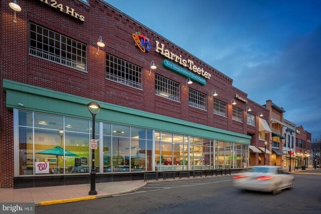 Building Photo - 12884 Sunrise Ridge Aly