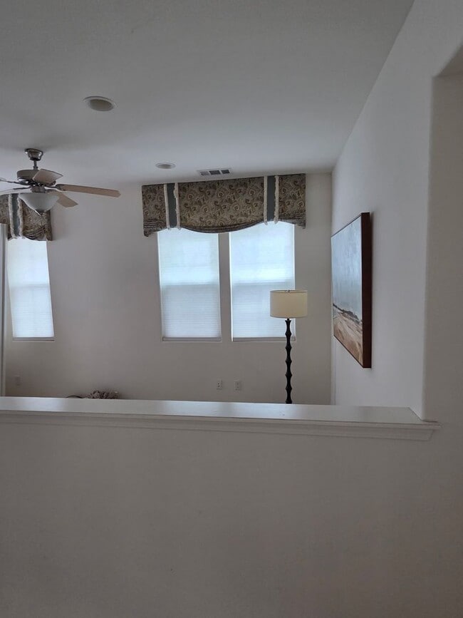 Building Photo - Beautiful home for rent in Atascadero