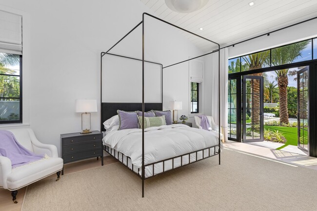 Building Photo - 734 S Ocean Blvd