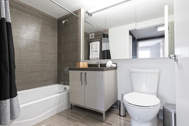 Interior Photo - MiMA