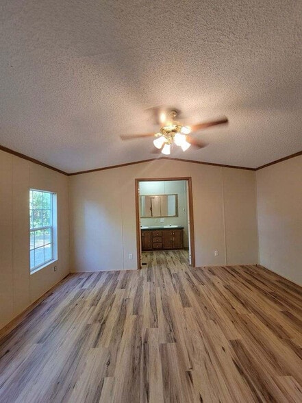 Building Photo - 790 Live Oak Church Rd