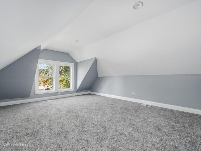 Building Photo - 5156 S Spaulding Ave