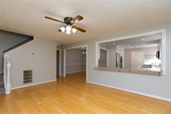 Building Photo - Call Sabrina at 757-767-0767 for more information