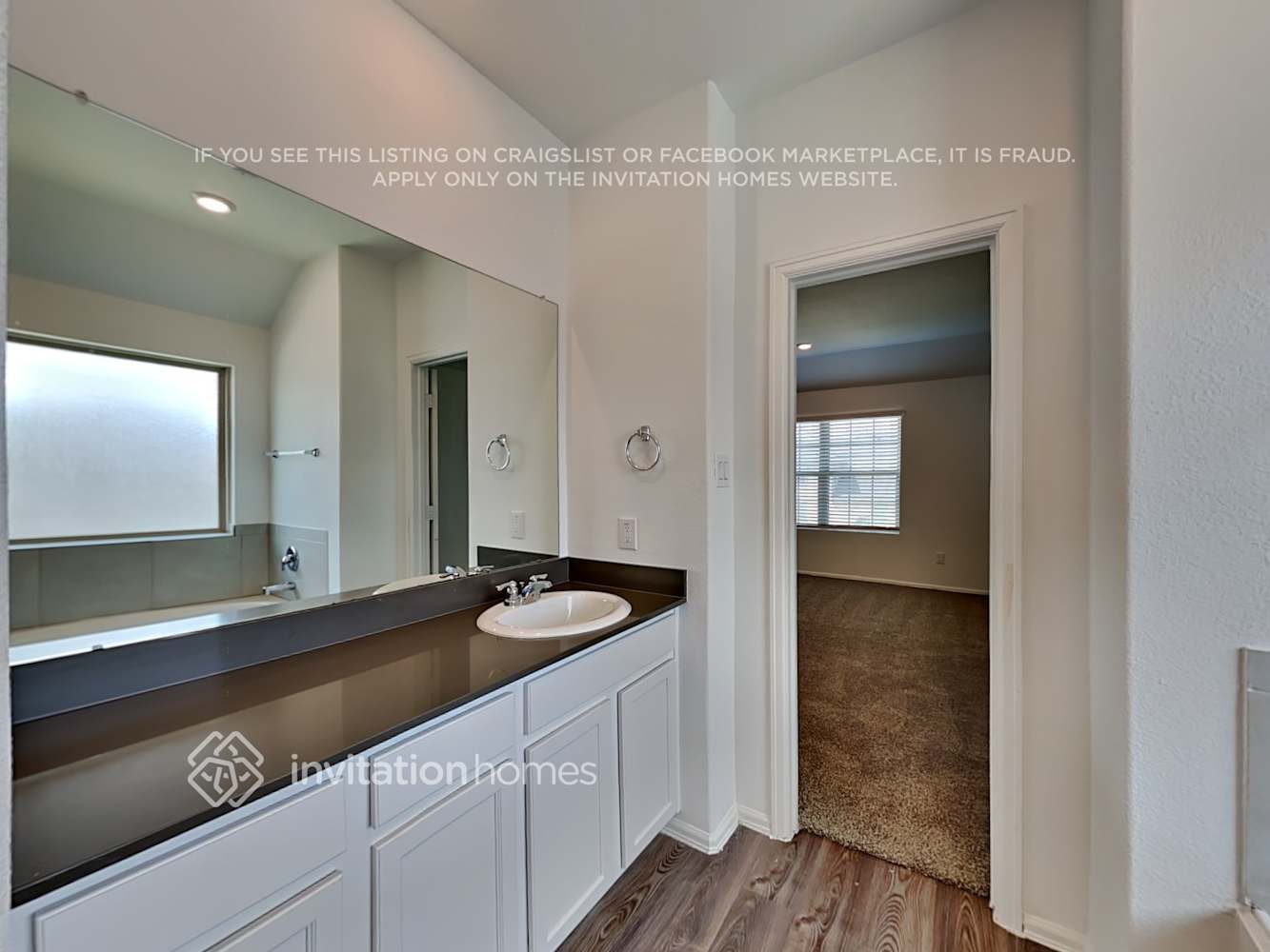 Building Photo - 24011 Mustang Run Dr