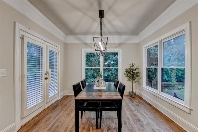 Building Photo - 9848 Talisman Dr