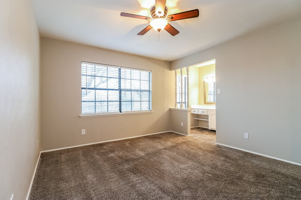 Building Photo - 6615 Springfield Dr