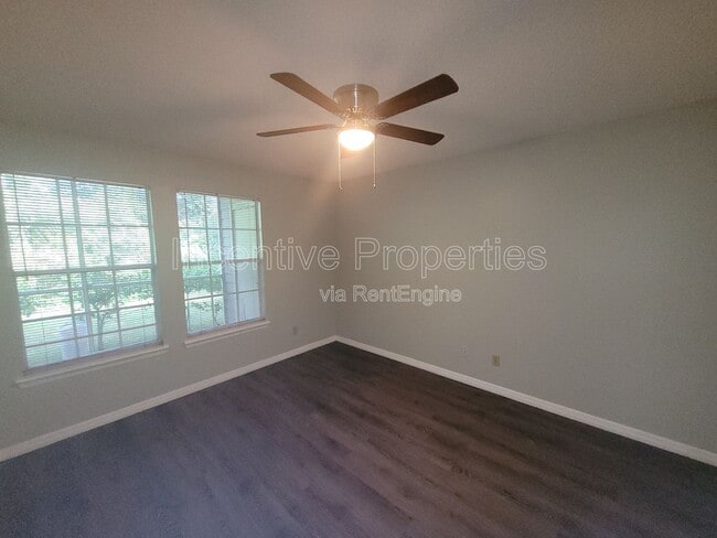 Building Photo - 5956 Westgate Dr