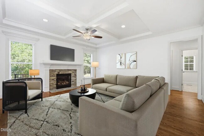 Building Photo - Lease OR Lease to Own