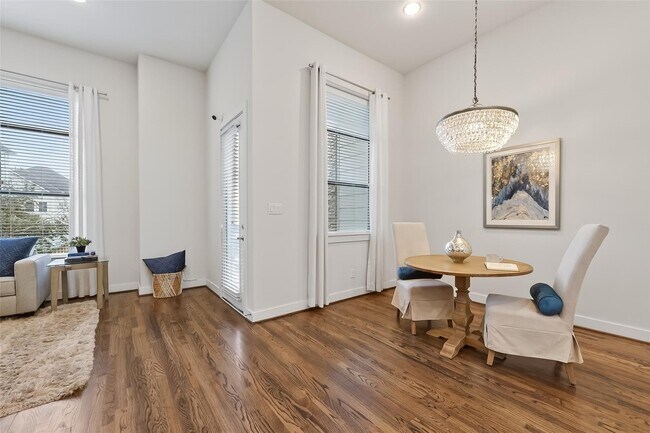 Building Photo - 1508 Beall St