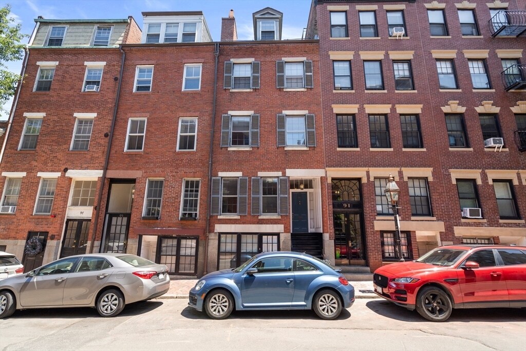 Building Photo - 93 West Cedar St