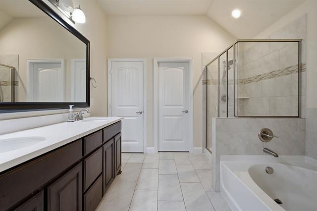 Building Photo - 2533 Gramercy Park Dr