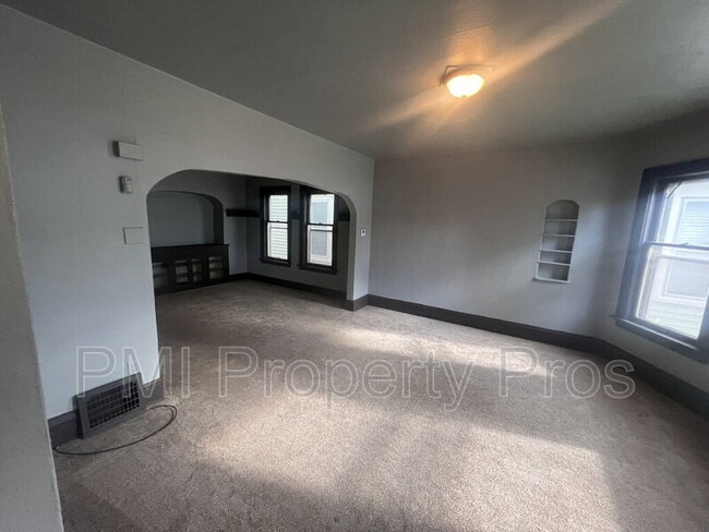 Building Photo - 2530 N 37th St